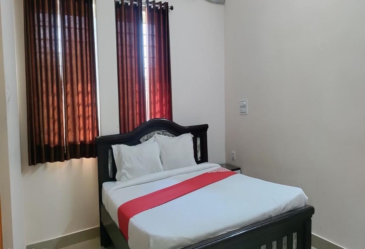 Anjaneya Comforts Shivamogga Exterior foto